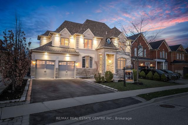 3 Hugo Rd S, House detached with 5 bedrooms, 5 bathrooms and 7 parking in Brampton ON | Image 1