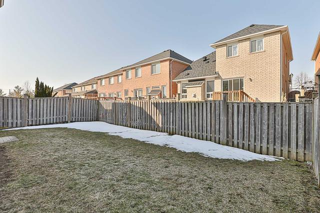 25 Storybook Cres, House detached with 4 bedrooms, 4 bathrooms and 6 parking in Markham ON | Image 35