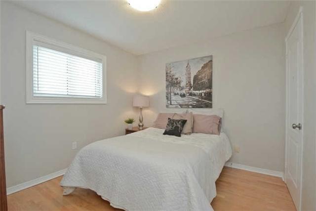 86 Kennett Dr, House detached with 4 bedrooms, 3 bathrooms and 2 parking in Whitby ON | Image 14