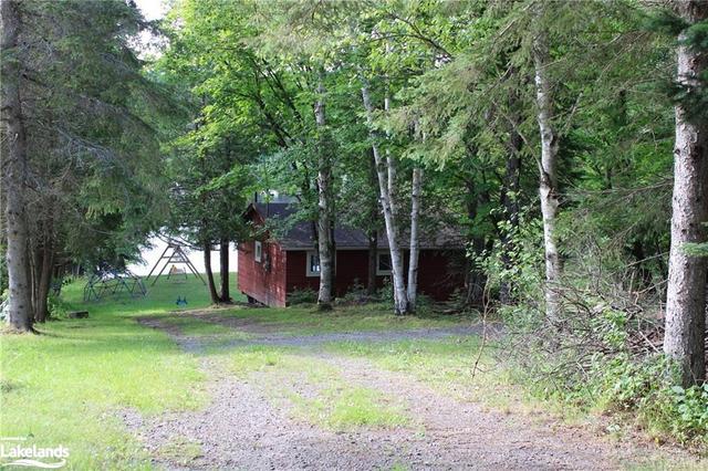 270 Whalley Lake Road, House detached with 3 bedrooms, 1 bathrooms and 4 parking in Magnetawan ON | Image 35