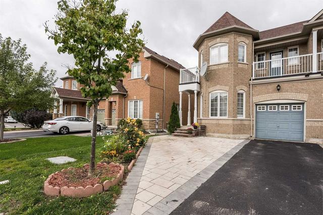 25 Palmette Dr, House semidetached with 3 bedrooms, 4 bathrooms and 3 parking in Richmond Hill ON | Image 1