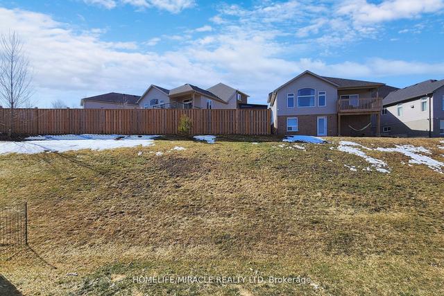 1615 Hetherington Dr W, House attached with 3 bedrooms, 3 bathrooms and 3 parking in Peterborough ON | Image 28