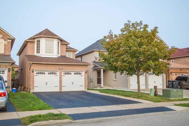 56 Narrow Valley Cres, House detached with 3 bedrooms, 4 bathrooms and 4 parking in Brampton ON | Image 1