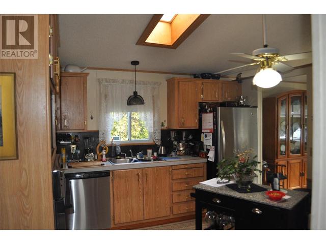 12 - 3999 Skaha Lake Road, House other with 2 bedrooms, 2 bathrooms and null parking in Penticton 1 BC | Image 15