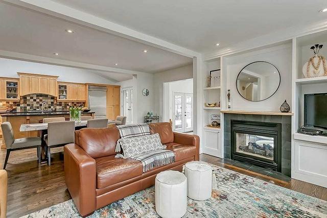 404 Spruce St, House detached with 4 bedrooms, 3 bathrooms and 6 parking in Oakville ON | Image 40