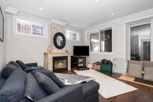 36 Astley Ave, House detached with 4 bedrooms, 6 bathrooms and 3 parking in Toronto ON | Image 25