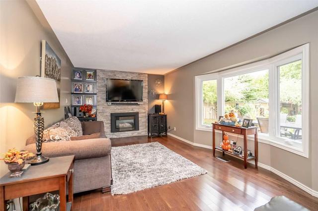 80 Cityview Circ, House detached with 4 bedrooms, 4 bathrooms and 2 parking in Barrie ON | Image 6