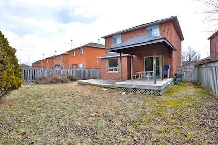 14 Old Colony Dr, House detached with 3 bedrooms, 3 bathrooms and 4 parking in Whitby ON | Image 17