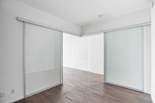 3003 - 5 St Joseph St, Condo with 1 bedrooms, 1 bathrooms and 0 parking in Toronto ON | Image 13