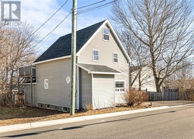 6 - 8 Jubilee Ave, House other with 3 bedrooms, 2 bathrooms and null parking in Moncton NB | Image 17