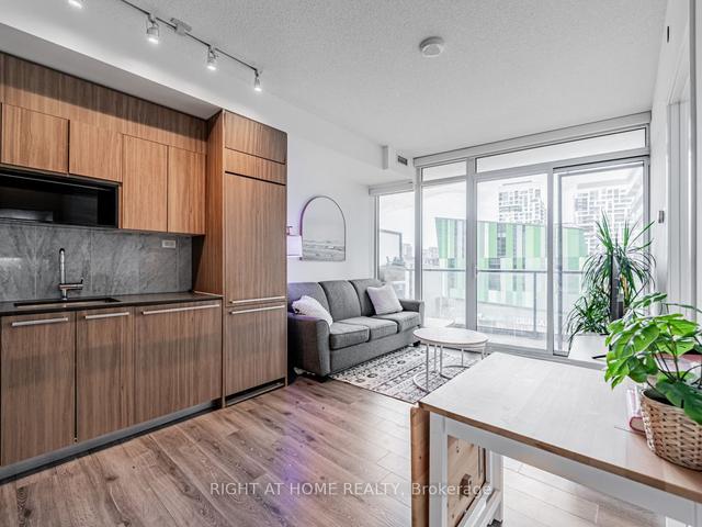 312 - 90 Queens Wharf Rd, Condo with 1 bedrooms, 1 bathrooms and 0 parking in Toronto ON | Image 18