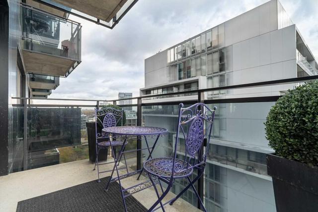 1109 - 51 Trolley Cres, Condo with 2 bedrooms, 2 bathrooms and 1 parking in Toronto ON | Image 2