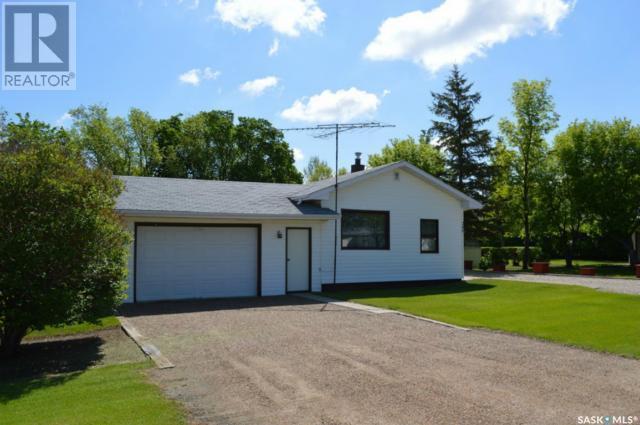 266 Hansen Avenue, House detached with 2 bedrooms, 1 bathrooms and null parking in Macoun SK | Image 24