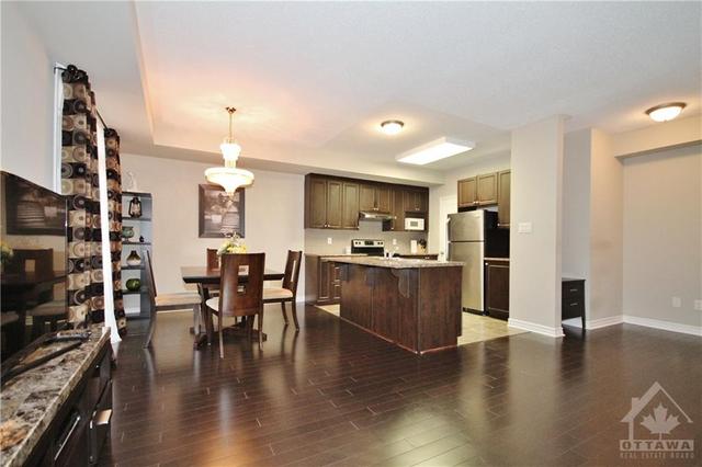 3785 Canyon Walk Drive, House attached with 2 bedrooms, 2 bathrooms and 1 parking in Ottawa ON | Image 7