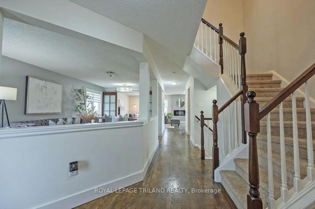 2340 Meadowgate Blvd, House detached with 4 bedrooms, 4 bathrooms and 4 parking in London ON | Image 36