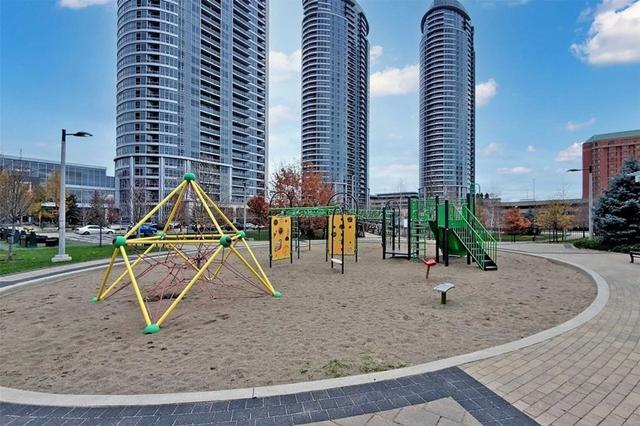 618 - 181 Village Green Sq, Condo with 2 bedrooms, 1 bathrooms and 1 parking in Toronto ON | Image 35
