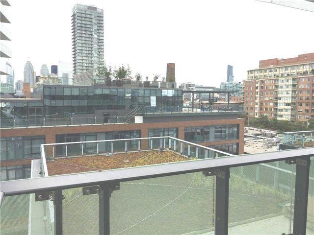 510 - 390 Cherry St, Condo with 2 bedrooms, 2 bathrooms and 1 parking in Toronto ON | Image 2