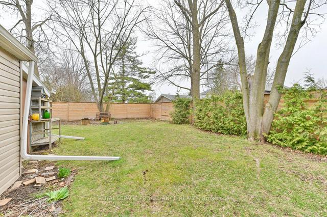 79 Pine St, House detached with 4 bedrooms, 1 bathrooms and 4 parking in Belleville ON | Image 18