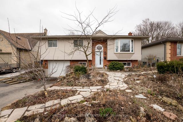 258 West Acres Dr, House detached with 4 bedrooms, 2 bathrooms and 2 parking in Guelph ON | Image 1
