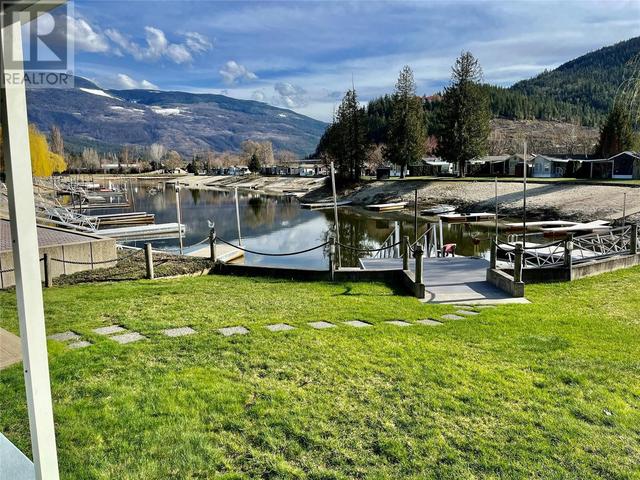 1448 Silver Sands Road, House other with 3 bedrooms, 2 bathrooms and 10 parking in Sicamous BC | Image 3