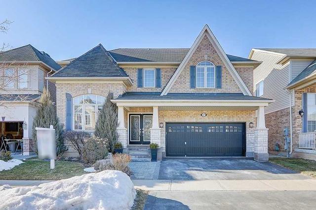 827 Bessy Tr, House detached with 4 bedrooms, 3 bathrooms and 4 parking in Milton ON | Image 1