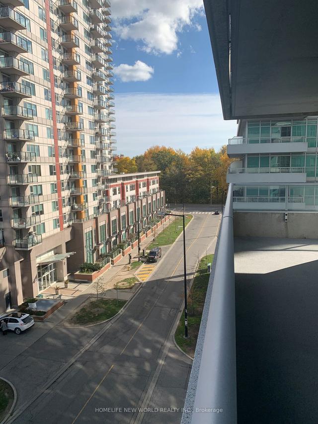 505 - 70 Town Centre Crt, Condo with 2 bedrooms, 1 bathrooms and 1 parking in Toronto ON | Image 8