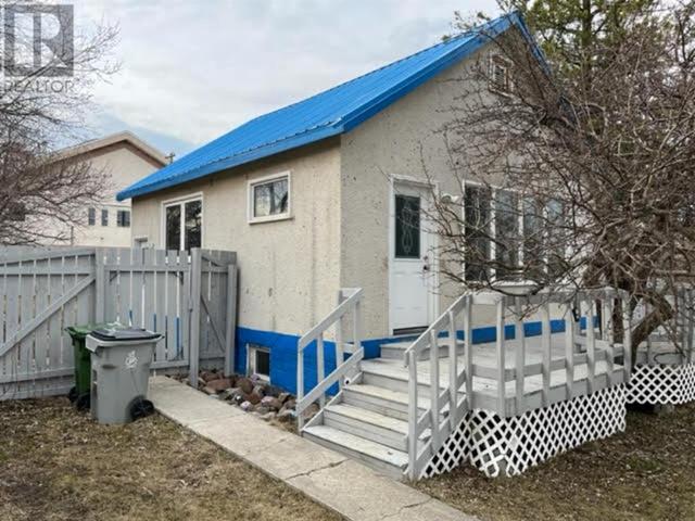 4814 5 Avenue, House detached with 2 bedrooms, 1 bathrooms and 3 parking in Edson AB | Image 2