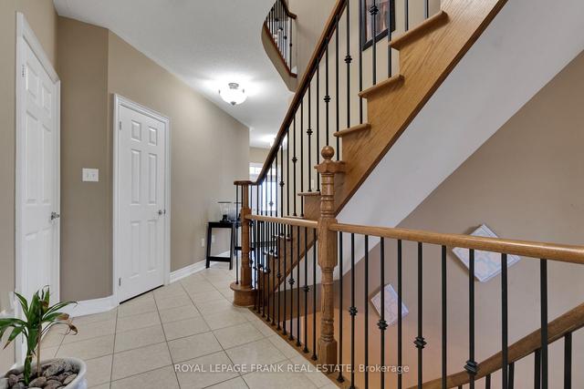 70 Albert St, House detached with 4 bedrooms, 4 bathrooms and 4 parking in Clarington ON | Image 6