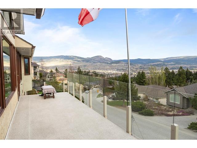 2279 Selkirk Drive, House detached with 3 bedrooms, 3 bathrooms and 2 parking in Kelowna BC | Image 55