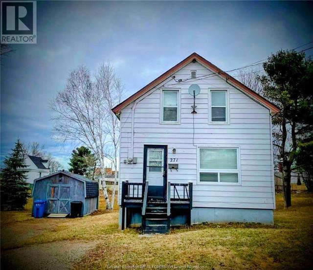 271 Church, House detached with 2 bedrooms, 1 bathrooms and null parking in Bathurst NB | Image 1
