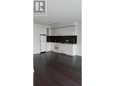 2507 - 131 Regiment Square, Condo with 0 bedrooms, 1 bathrooms and null parking in Vancouver BC | Card Image