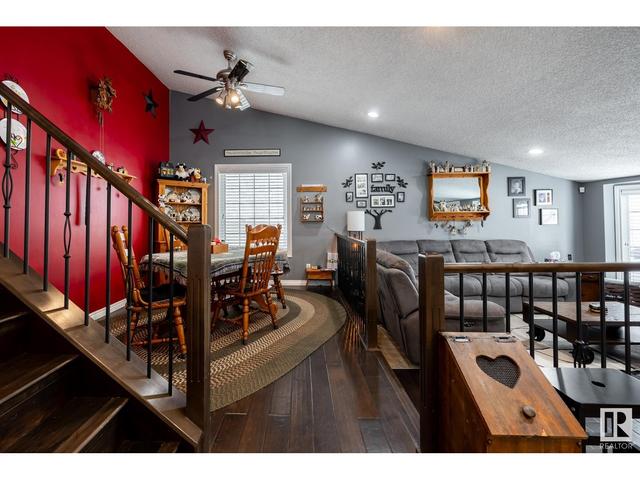 7312 152c Av Nw, House detached with 5 bedrooms, 2 bathrooms and null parking in Edmonton AB | Image 10