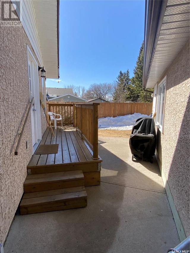 296 Maple Avenue, House detached with 3 bedrooms, 1 bathrooms and null parking in Yorkton SK | Image 30