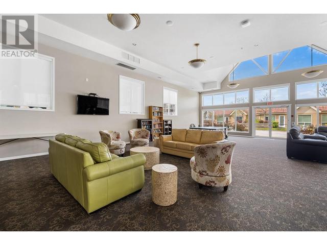 546 - 1088 Sunset Drive, Condo with 2 bedrooms, 2 bathrooms and 1 parking in Kelowna BC | Image 30