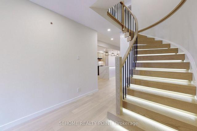 4 Farmstead Rd, Townhouse with 4 bedrooms, 3 bathrooms and 2 parking in Toronto ON | Image 19