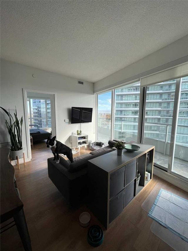 3005 - 115 Mcmahon Dr, Condo with 2 bedrooms, 1 bathrooms and 1 parking in Toronto ON | Image 10