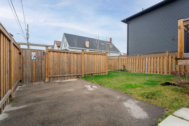 119 Campbell Ave, House detached with 3 bedrooms, 1 bathrooms and 2 parking in Hamilton ON | Image 27