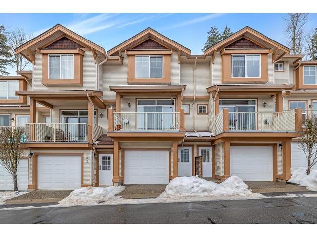 35 - 35287 Old Yale Road, House attached with 2 bedrooms, 3 bathrooms and 2 parking in Abbotsford BC | Image 1