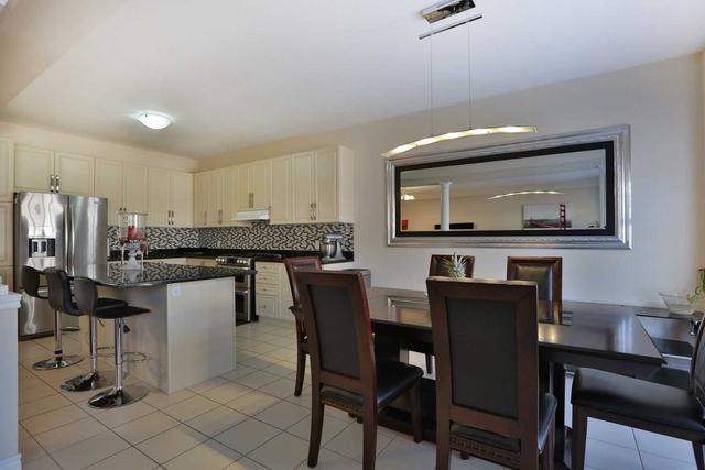 73 Bellagio Ave, House detached with 4 bedrooms, 4 bathrooms and 4 parking in Hamilton ON | Image 2