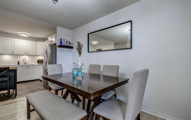 33 - 1016 Falgarwood Dr, Townhouse with 3 bedrooms, 1 bathrooms and 1 parking in Oakville ON | Image 20