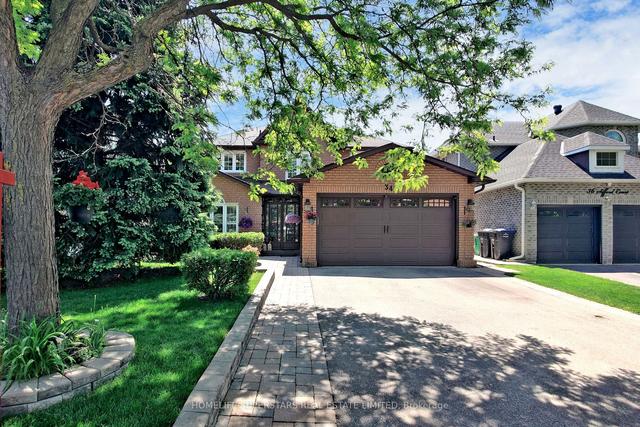 34 Sifford Crt, House detached with 4 bedrooms, 5 bathrooms and 6 parking in Brampton ON | Image 1