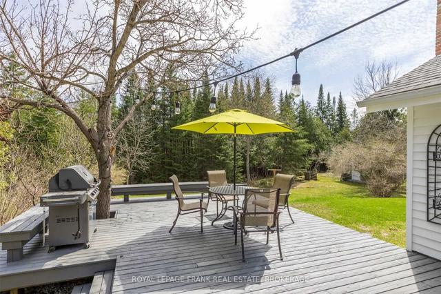 1531 Mill Line Rd, House detached with 3 bedrooms, 2 bathrooms and 10 parking in Douro Dummer ON | Image 3