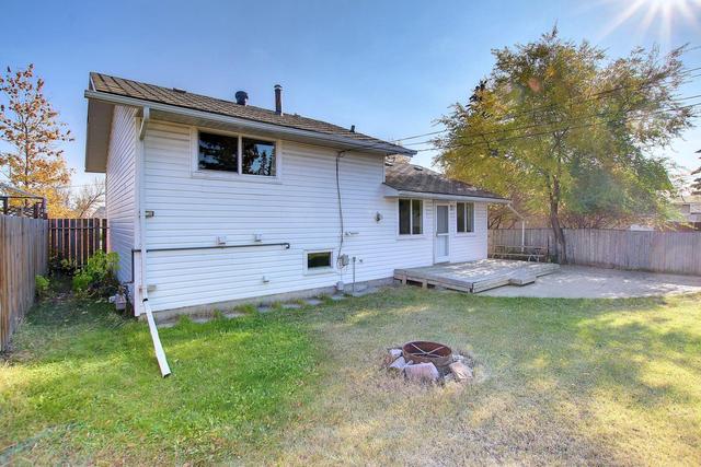4715 Edmonton Trail Ne, House detached with 4 bedrooms, 2 bathrooms and 2 parking in Calgary AB | Image 45