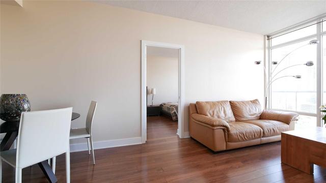 1401 - 90 Stadium Rd, Condo with 2 bedrooms, 2 bathrooms and 1 parking in Toronto ON | Image 1