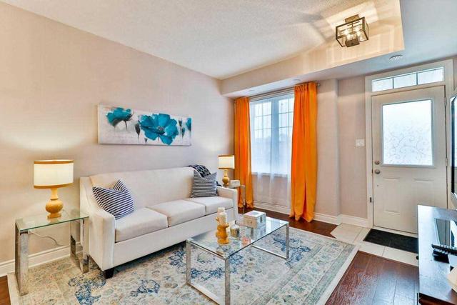 5 - 180 Howden Blvd, Condo with 3 bedrooms, 2 bathrooms and 1 parking in Brampton ON | Image 3