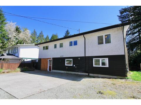 7568 Lee Street, House detached with 4 bedrooms, 3 bathrooms and 6 parking in Mission BC | Card Image