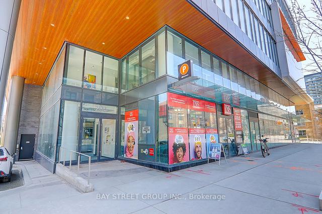 2905 - 203 College St, Condo with 1 bedrooms, 2 bathrooms and 0 parking in Toronto ON | Image 12