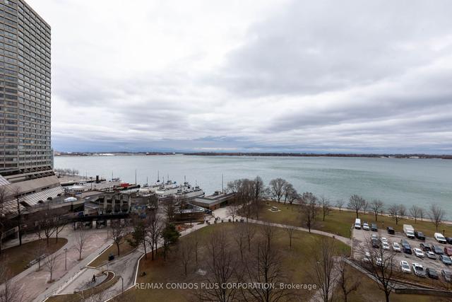1226 - 33 Harbour Sq, Condo with 1 bedrooms, 1 bathrooms and 1 parking in Toronto ON | Image 30