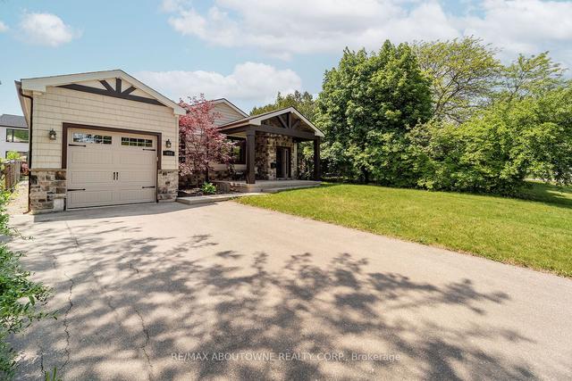 454 Seabourne Dr, House detached with 3 bedrooms, 3 bathrooms and 3 parking in Oakville ON | Image 36