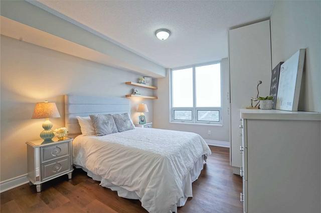 2112 - 15 Greenview Ave, Condo with 2 bedrooms, 2 bathrooms and 1 parking in Toronto ON | Image 16